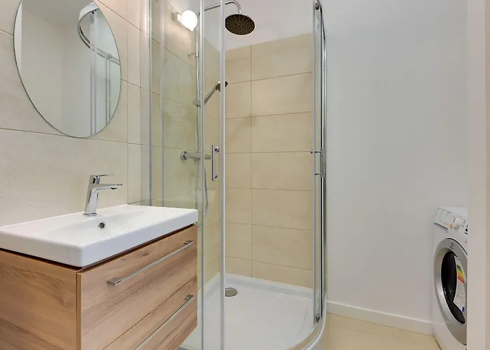 Laguna Centrum By Grand Apartment